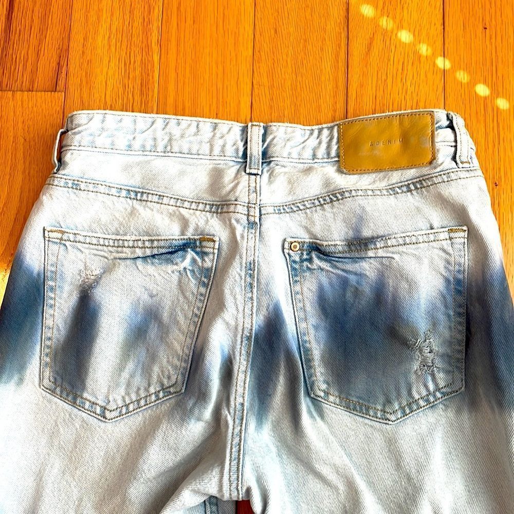 & Denim Boyfriend Distressed Jeans Women's Size 25 - Picture 7 of 8